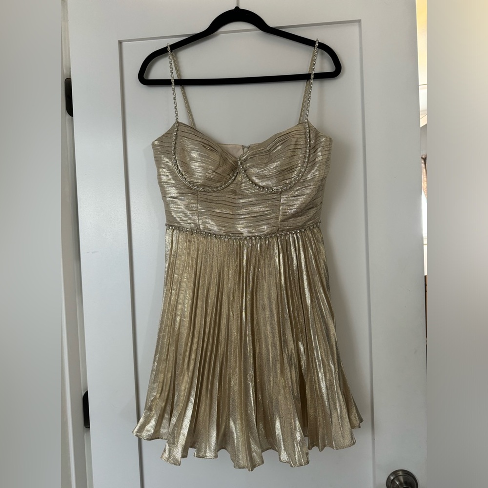 Self Portrait gold metallic tiered mini dress NWT size 6
